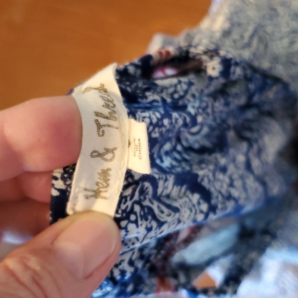 Hem and Thread dress - Picture 3 of 5